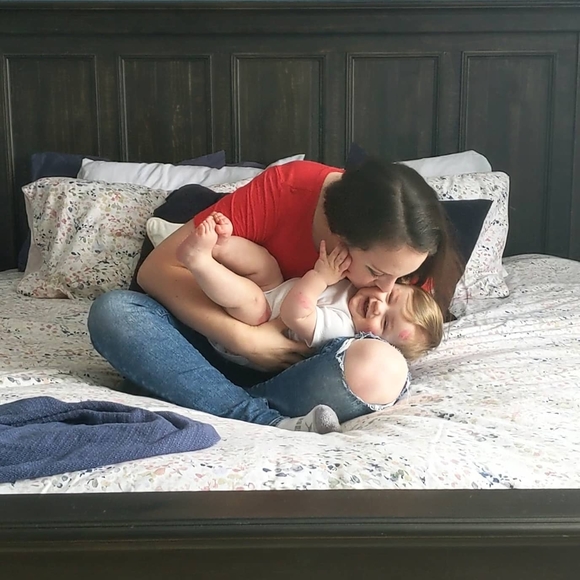 Meet your Posher, Melanie - Picture 1 of 1